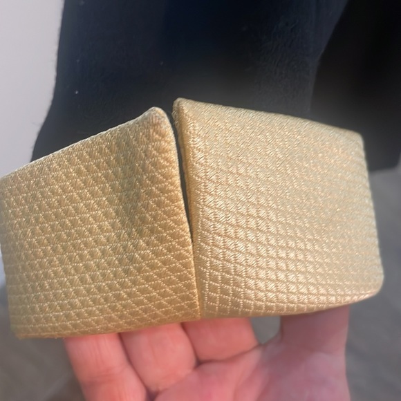 GORGEOUS VINTAGE Black and Golden trimmed blazer.. FANTASTIC!! SIZE 10 - Picture 7 of 11